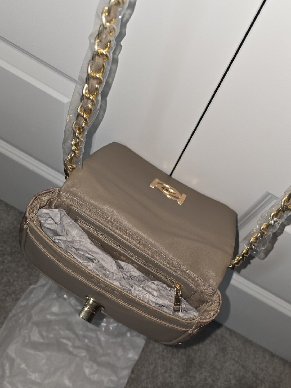 BeBe taupe quilted crossbody with gold hardware - Picture 7 of 7
